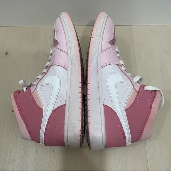 Nike Air Jordan 1 Mid 'Digital Pink' Sneakers Athletic Gym Shoe Women's 8 - Picture 10 of 14
